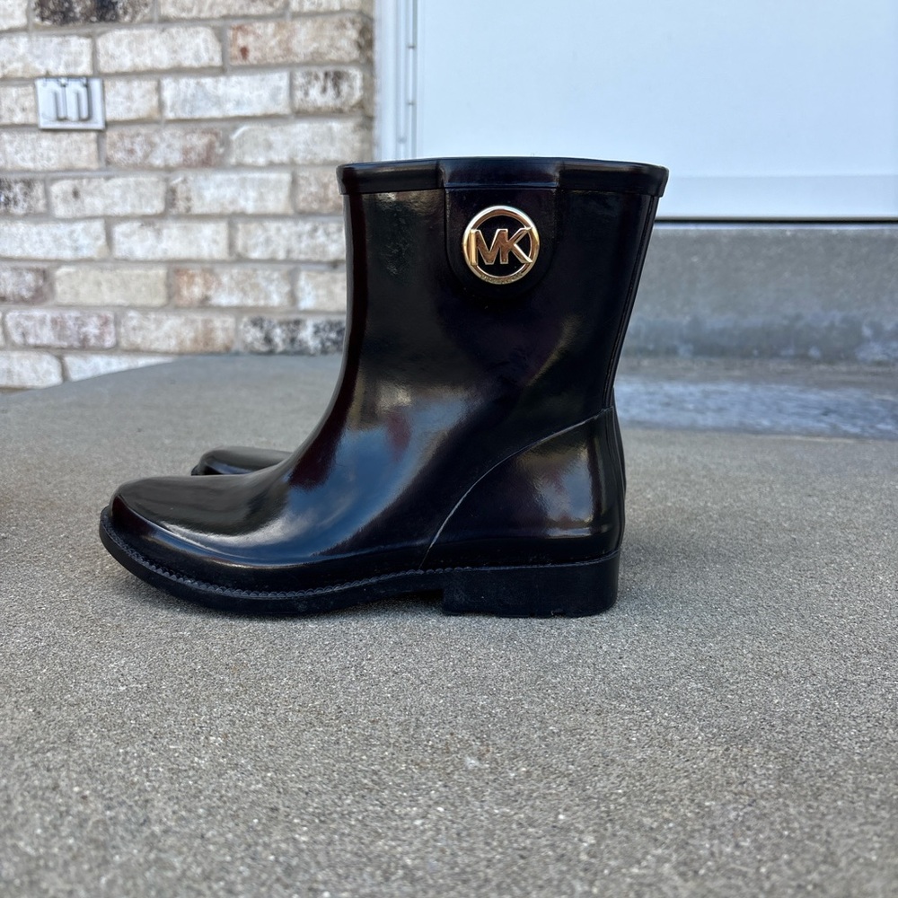 Michael Kors Black Ankle Boots - Picture 2 of 10